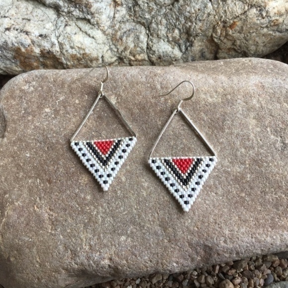 Red and Silver Triangle Beaded Earrings, New, Handmade by Me - Picture 4 of 5